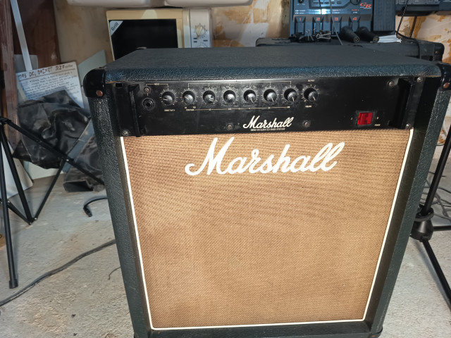 Marshall 5510 Amplificador de bajo