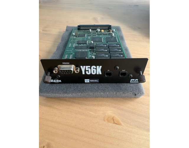 Tarjeta Yamaha Y56K Waves