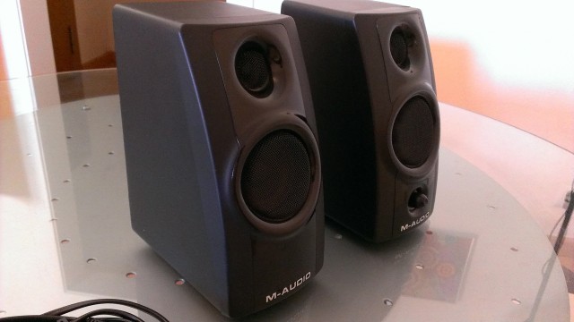 M-audio Studiophile AV20