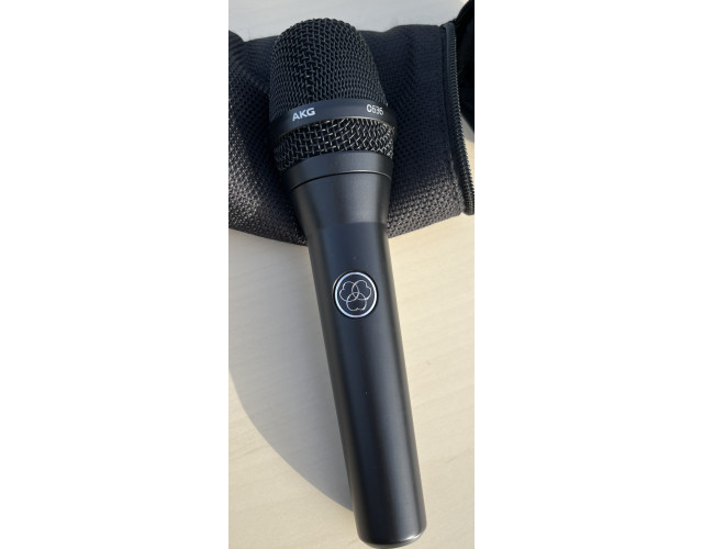 Micrófono AKG c636