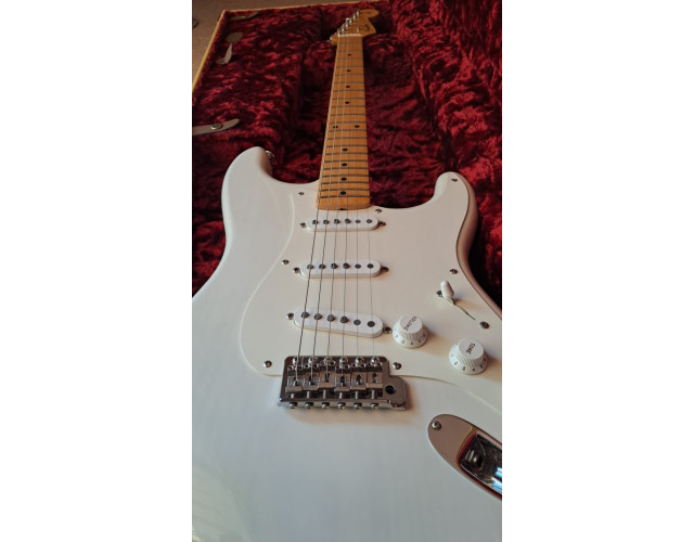 Fender American Original 50s Stratocaster color blanco