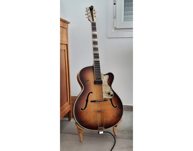 VENDO guitarra Höfner 456S