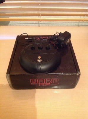 Vendo o cambio pedal de distorsión Hughes & Kettner WARP Factor