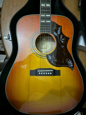 Guitarra Epiphone Hummingbird Pro Acoustic/Electric