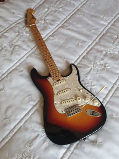 Stratocaster  Pro Session / Fender