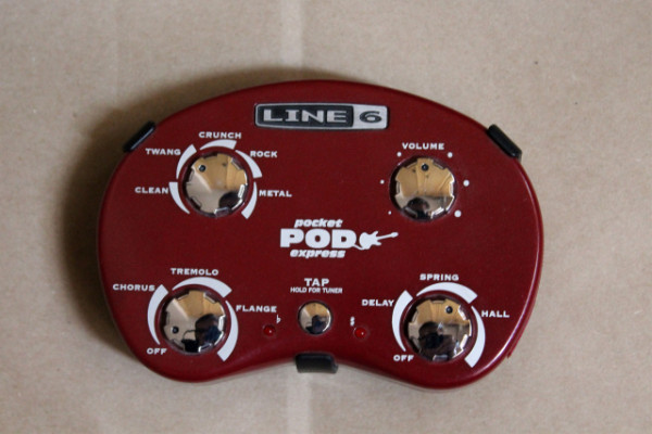 Line 6 Pocket POD Express Guitar Amp Modeling Processor