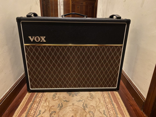 Vox AC30 C2X Alnico Blue.