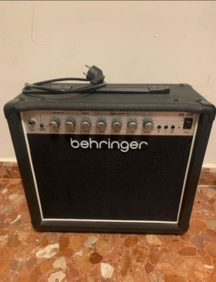 Amplificador Behringer HA-20R 20W