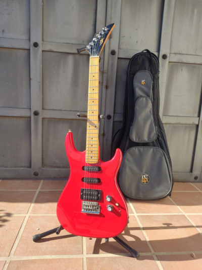 guitarra electica MARLIN, fabricada en Corea, años 80