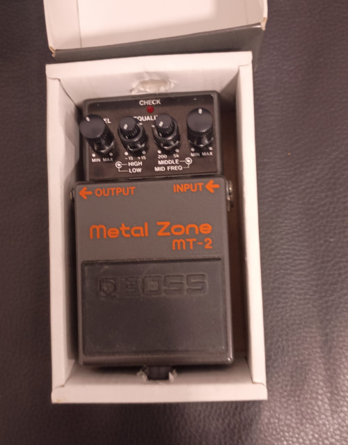 Pedal Boss MT 2 Metal Zone