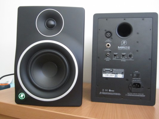 Monitores Mackie MR5 mk3