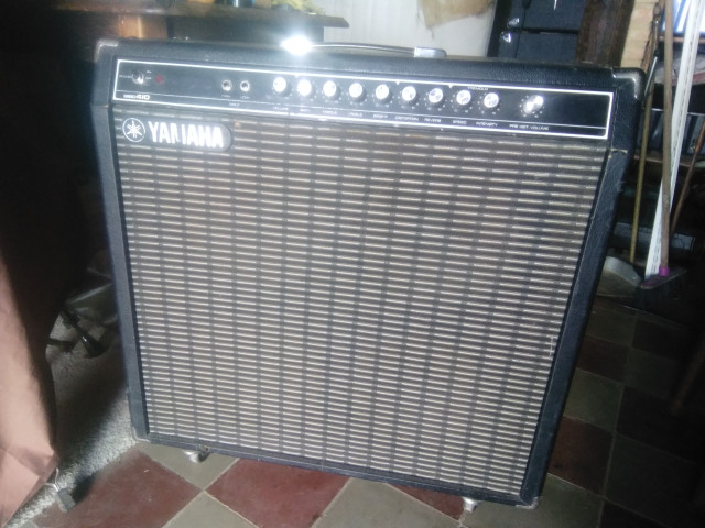 YAMAHA G100 410 Made in Japan 70's