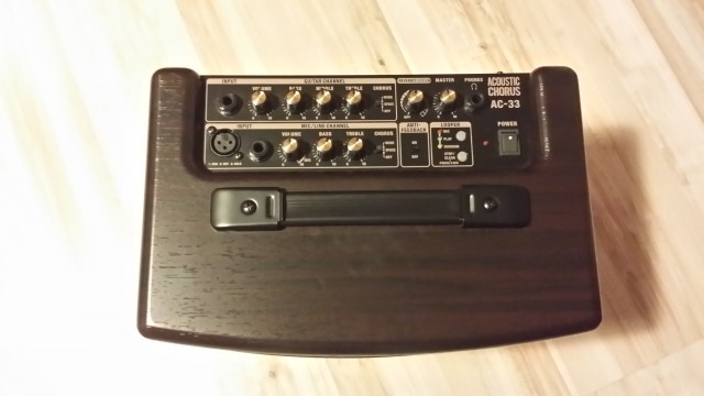 Amplificador acústico Roland ac-33