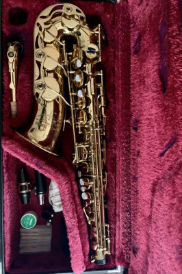 SAXO ALTO YAMAHA JAS-32 + Accesorios