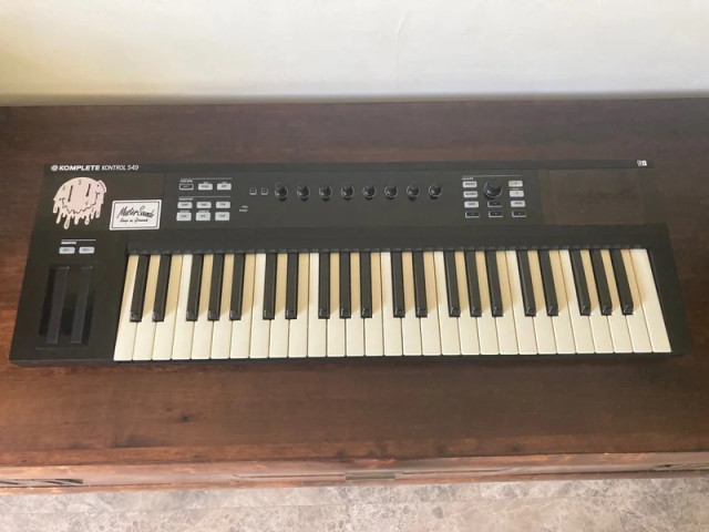 Native Instruments Komplete Kontrol S49
