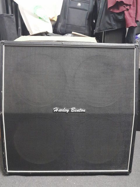 Pantalla Harley Benton 4x12 - Altavoces Celestion V30