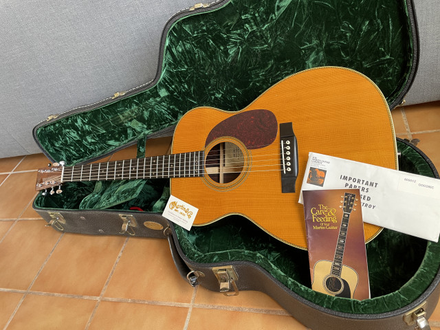 Martin Guitar Eric Clapton 00028