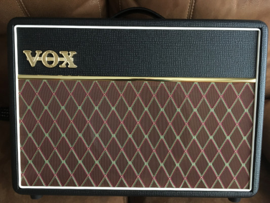 Vox AC10 10 watios