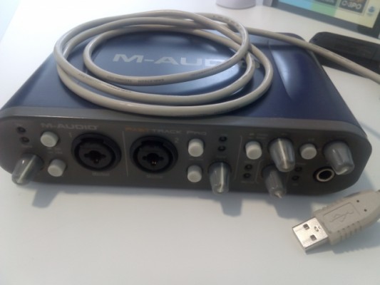 Interfaz USB M-Audio fast track pro