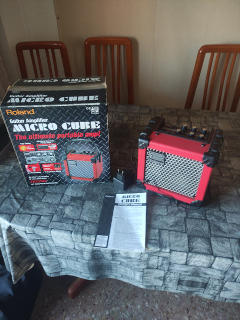 Roland Micro Cube amplificador guitarra ed. limit.