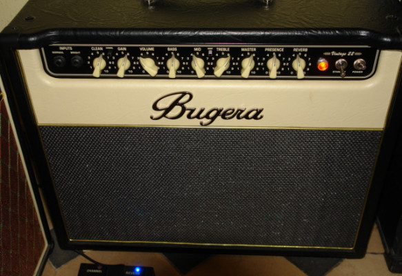 Amplificador Buguera V22 vintage