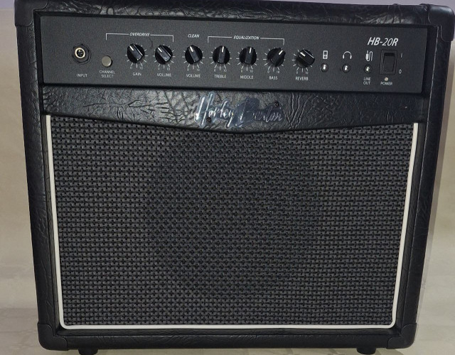 Amplificador Harley Benton HB-20R