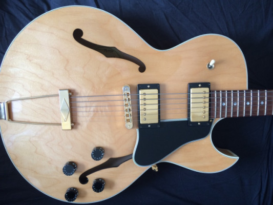 GIBSON ES135 limited edition