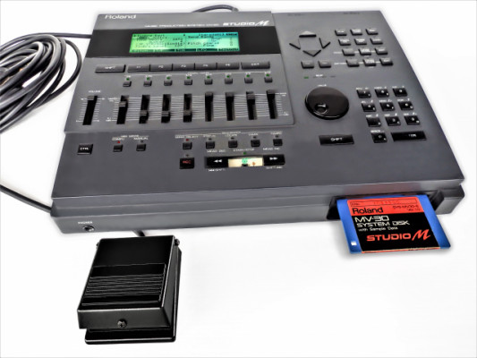 Secuenciador y Modulo de Sonidos ROLAND MV-30