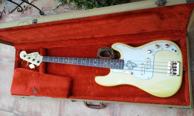 Fender Precision Especial del 82 (RESERVADO)