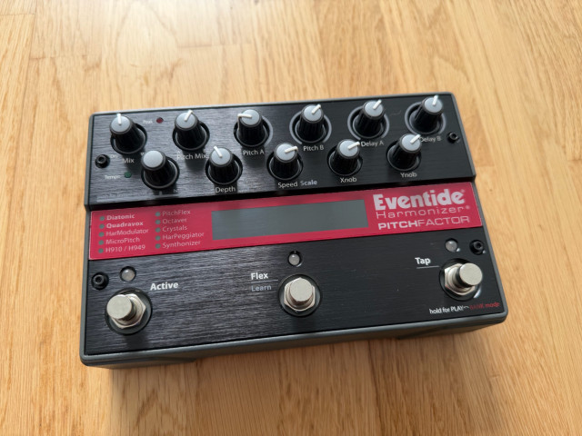 Eventide Pitchfactor - Pedal harmonizer/pitch, con caja