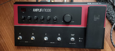 Line6 amplifi FX 100