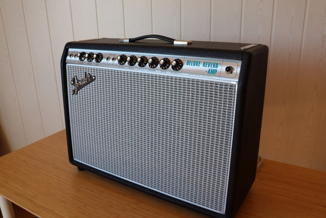 DELUXE REVERB 68