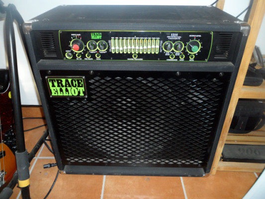 Amplificador combo TRACE ELLIOT 1215 500W 1X15