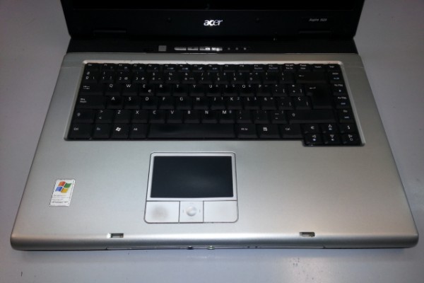Portatil Acer Aspire 5021WLMi / 1.6GHz / 2 GB Ram / 100GB HDD