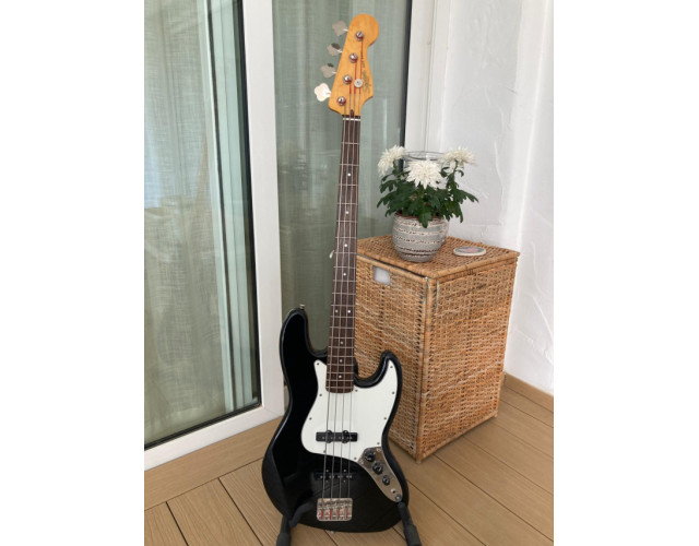 Fender Squier Jazz Bass CV60s