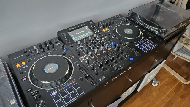 Pioneer XDJ XZ