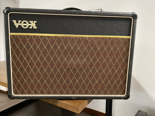 Amplificador Vox AC15, original de 1997