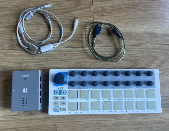 Blockas midi hub & Arturia Beatstep