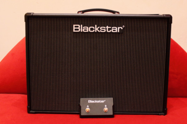 Blackstar ID Core 100 Super Wide Stereo