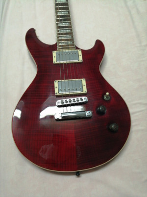 Guitarra Cort m600(forma PRS)