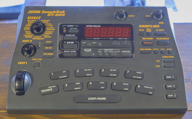 Zoom SampleTrak ST-224