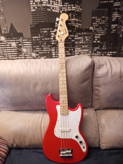 Bronco Bass by Fender