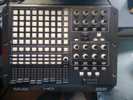 Akai APC 40 mk1