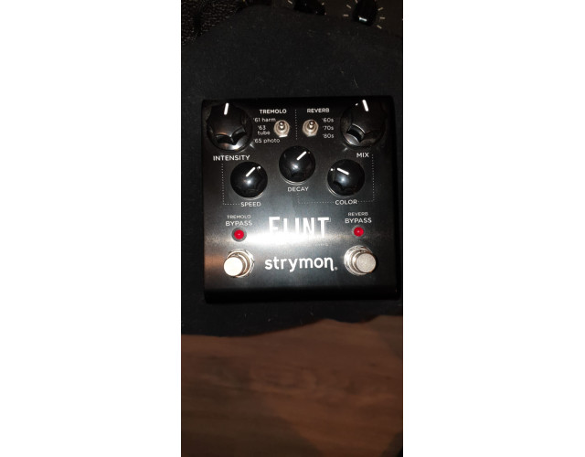 Strymon flint