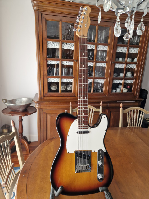 Fender American Standard Telecaster 1998 - 3-Color Sunburst + Case