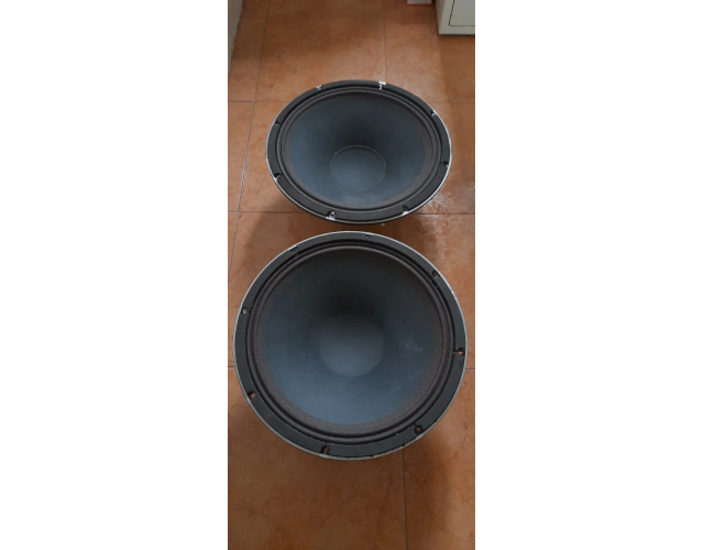 Altavoces JbSystem PWX600 18"