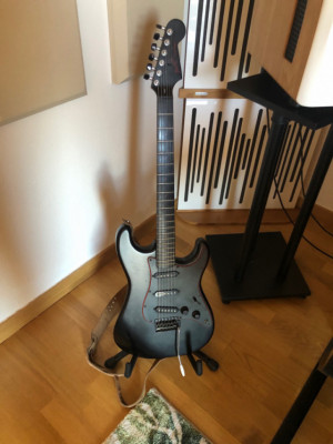 VENDO URGE Profile Magic Stratocaster Electric Guitar Made in Japan