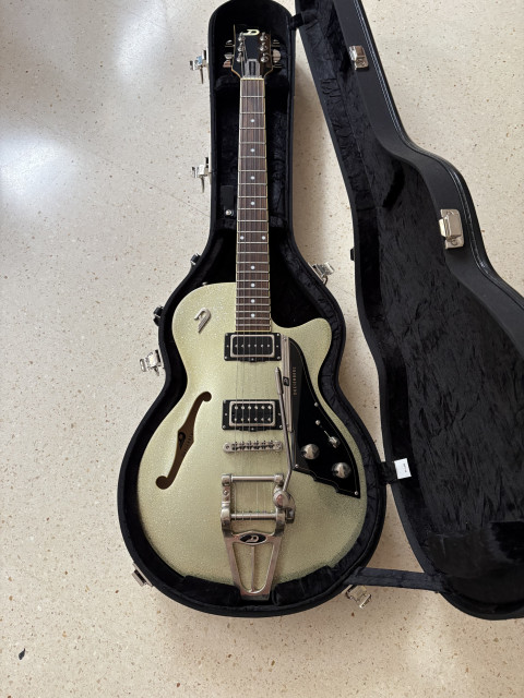 Duesenberg Starplayer TV Silver Sparkle