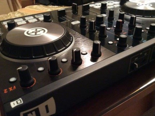 Vendo o Cambio Traktor S2 MK2 semi nueva