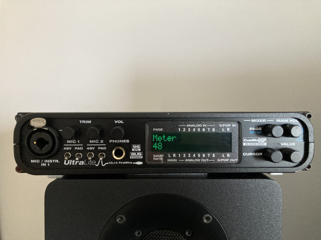 Motu UltraLite - Interfaz de audio 10x14 FireWire
